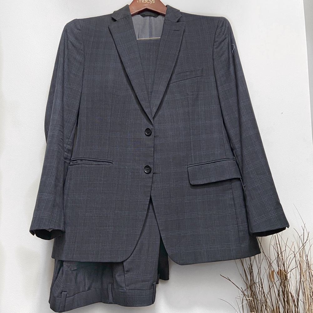 Banana Republic Italian Fabric Men’s Suit Blue